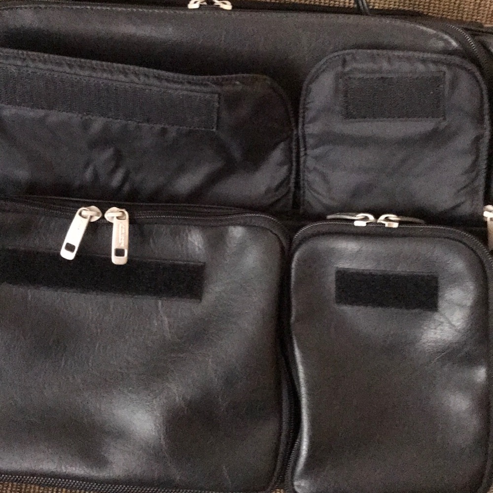 Leather case logic - Picture 5 of 9